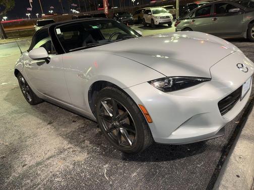 2016 Mazda MX-5 Miata Grand Touring