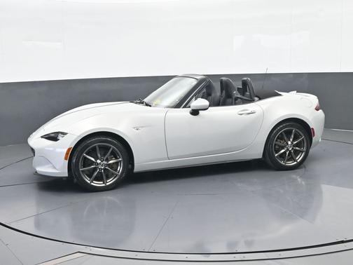 Ceramic Metallic 2016 Mazda MX-5 Miata Grand Touring