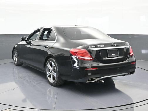 2018 Mercedes-Benz E-Class E 300