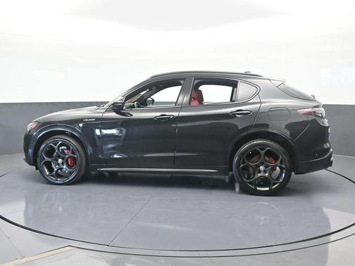 2024 Alfa Romeo Stelvio Veloce