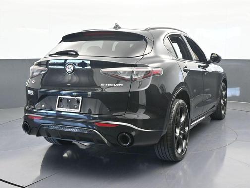 2024 Alfa Romeo Stelvio Veloce