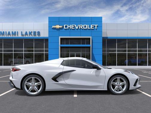 Arctic White 2026 Chevrolet Corvette Stingray w/1LT