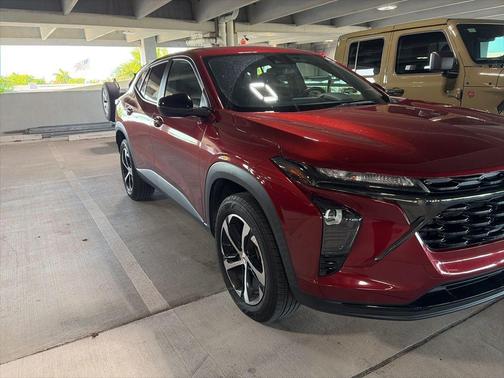 Crimson Metallic 2024 Chevrolet Trax 1RS