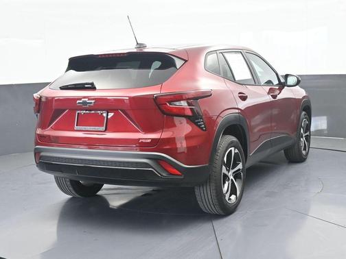 Crimson Metallic 2024 Chevrolet Trax 1RS