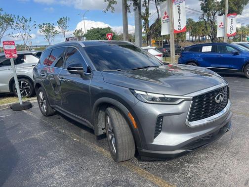 2023 INFINITI QX60 Luxe
