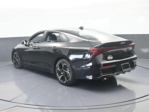 Aurora Black Pearl 2025 Kia K5 GT-Line