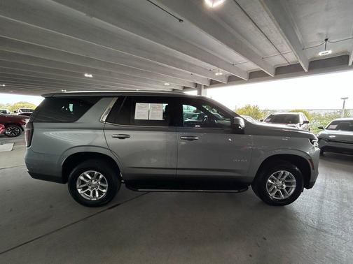 2025 Chevrolet Tahoe LS