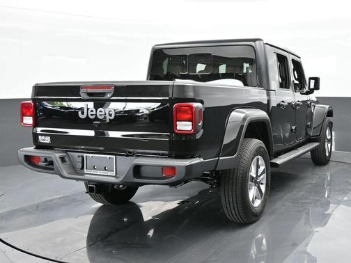 2024 Jeep Gladiator Sport