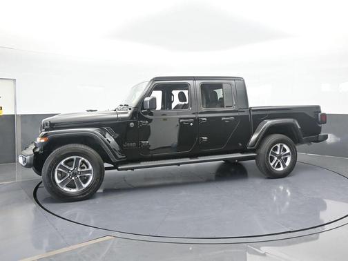 2024 Jeep Gladiator Sport