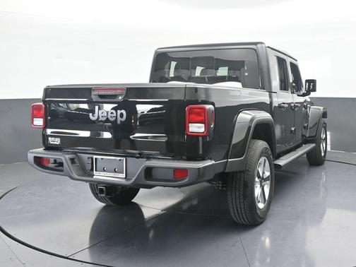 2024 Jeep Gladiator Sport