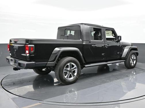 2024 Jeep Gladiator Sport