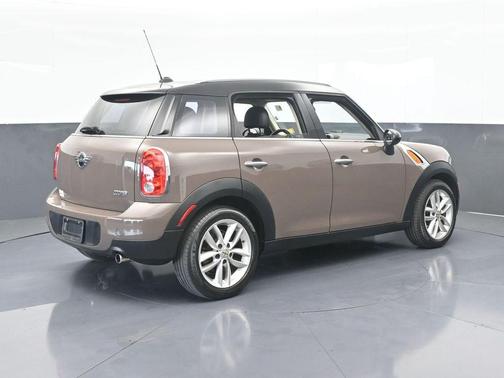 2012 MINI Cooper Countryman Base