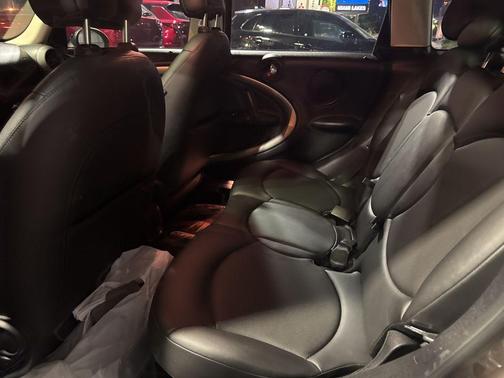 2012 MINI Cooper Countryman Base