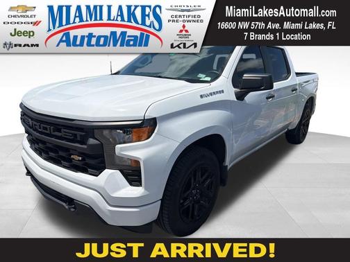 Summit White 2024 Chevrolet Silverado 1500 Custom
