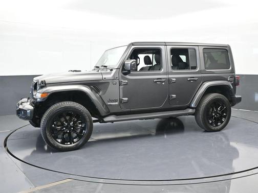 2021 Jeep Wrangler Unlimited Sahara Altitude