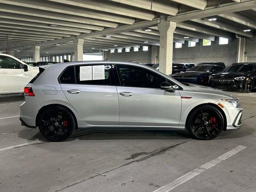 2024 Volkswagen Golf GTI 2.0T 380 SE