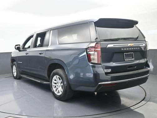 Shadow Gray Metallic 2021 Chevrolet Suburban LS