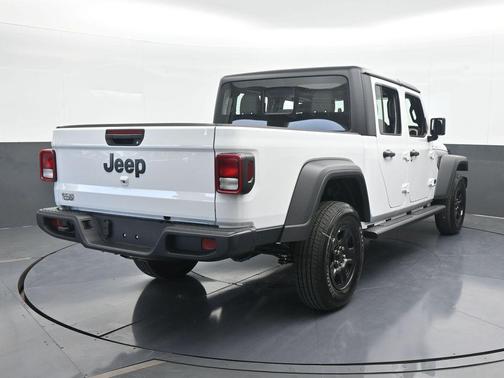 2025 Jeep Gladiator Sport