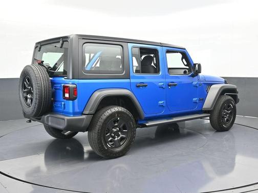 2025 Jeep Wrangler Sport