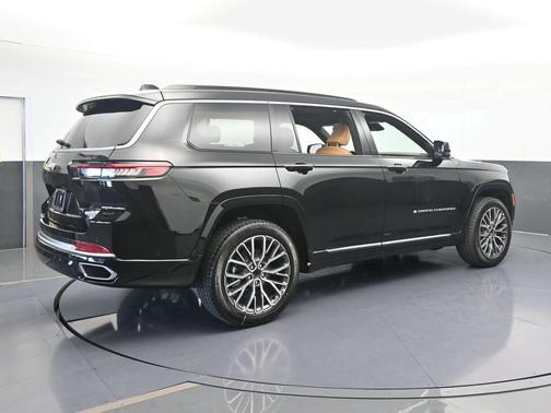 2025 Jeep Grand Cherokee L Summit