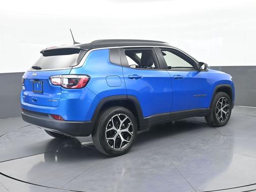 Hydro Blue Pearlcoat 2024 Jeep Compass Limited