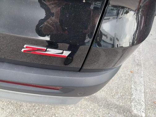 Mosaic Black Metallic 2025 Chevrolet Traverse Z71