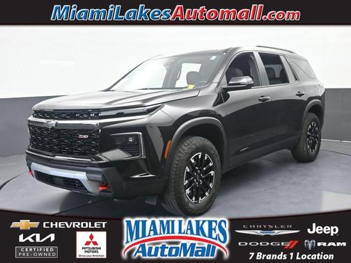 Mosaic Black Metallic 2025 Chevrolet Traverse Z71