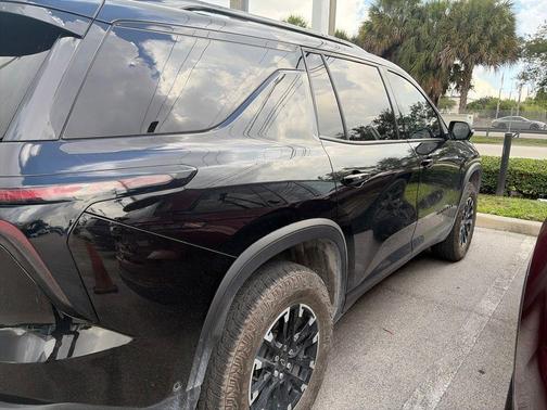 Mosaic Black Metallic 2025 Chevrolet Traverse Z71