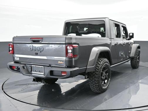 2024 Jeep Gladiator Sport