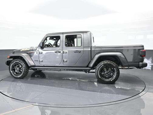 2024 Jeep Gladiator Sport