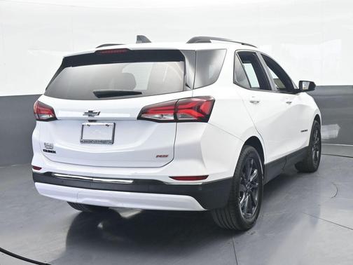 Summit White 2023 Chevrolet Equinox RS