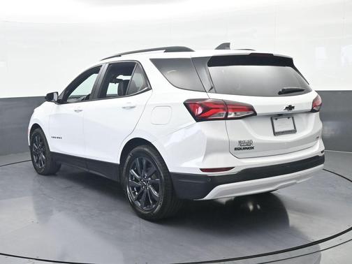 Summit White 2023 Chevrolet Equinox RS