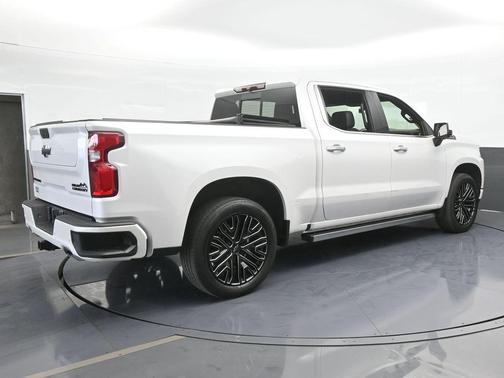 2022 Chevrolet Silverado 1500 Limited High Country