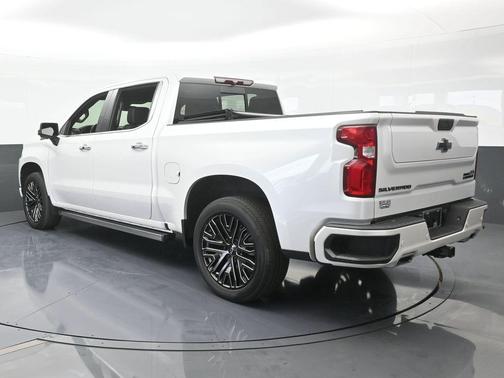 2022 Chevrolet Silverado 1500 Limited High Country