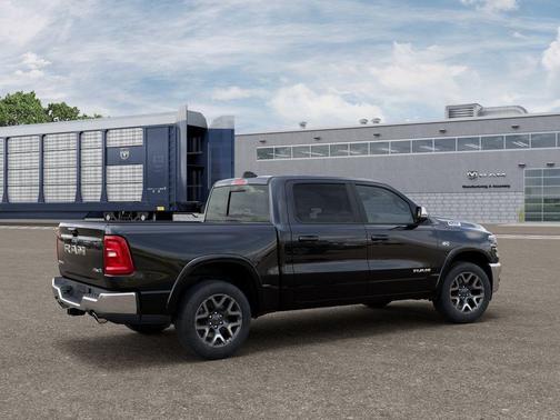 Diamond Black 2026 RAM 1500 Laramie