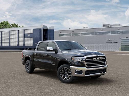 Diamond Black 2026 RAM 1500 Laramie
