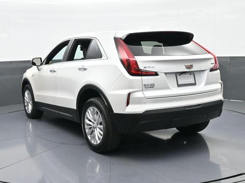 2024 Cadillac XT4 Luxury