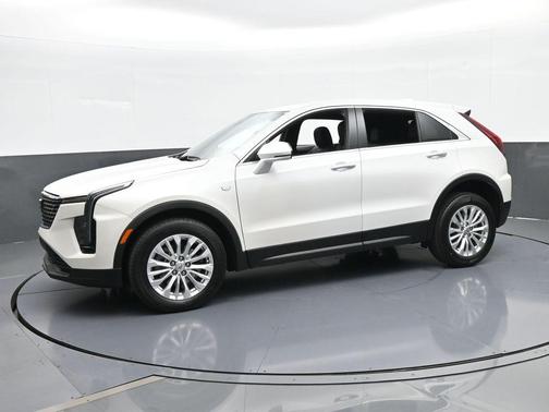 2024 Cadillac XT4 Luxury