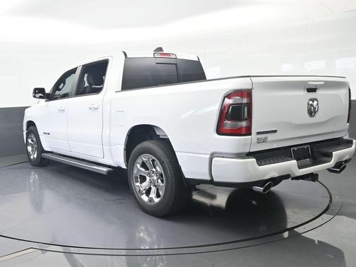 Bright White Clearcoat 2021 RAM 1500 Big Horn