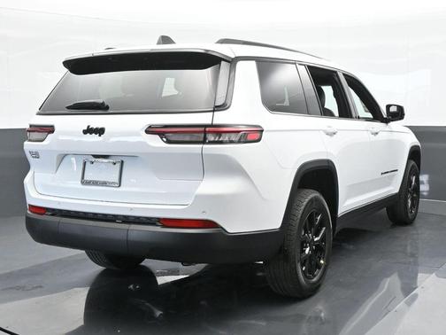 2024 Jeep Grand Cherokee L Laredo