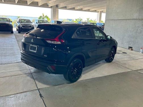 2024 Mitsubishi Eclipse Cross LE