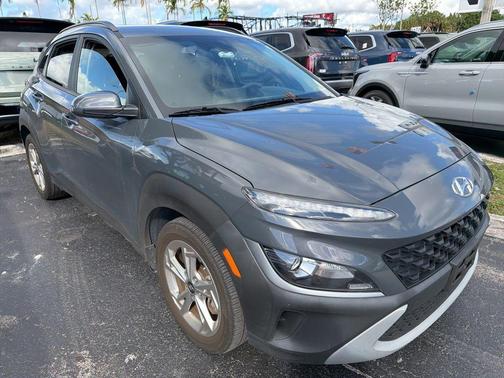 2023 Hyundai KONA SEL