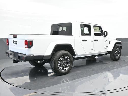 2024 Jeep Gladiator Sport