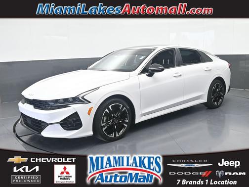 Glacial White Pearl 2023 Kia K5 GT-Line