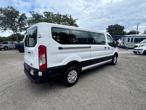 2024 Ford Transit-350 XLT