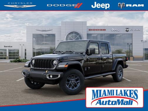 Black Clearcoat 2026 Jeep Gladiator 85th Anniversary Edition