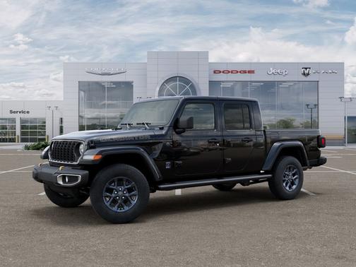 Black Clearcoat 2026 Jeep Gladiator 85th Anniversary Edition