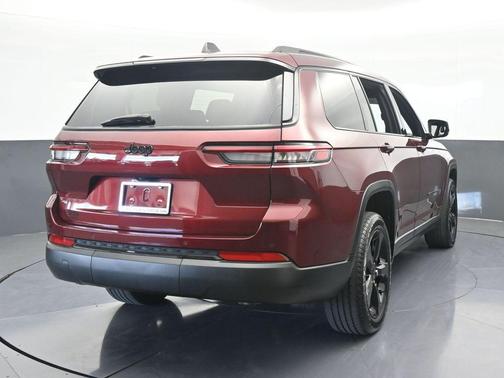 2022 Jeep Grand Cherokee L Laredo