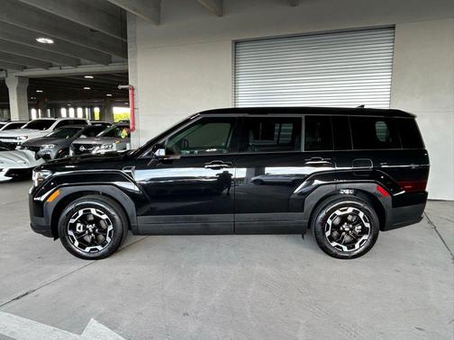 2025 Hyundai SANTA FE SE