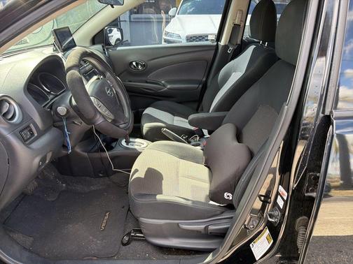 2016 Nissan Versa 1.6 SV